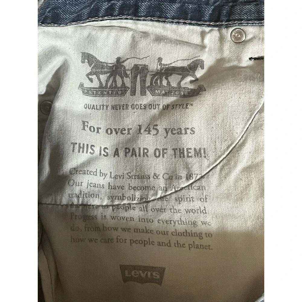Levi's men blue jeans 514 men's‎ tagged 36x30 measure 38x30.25